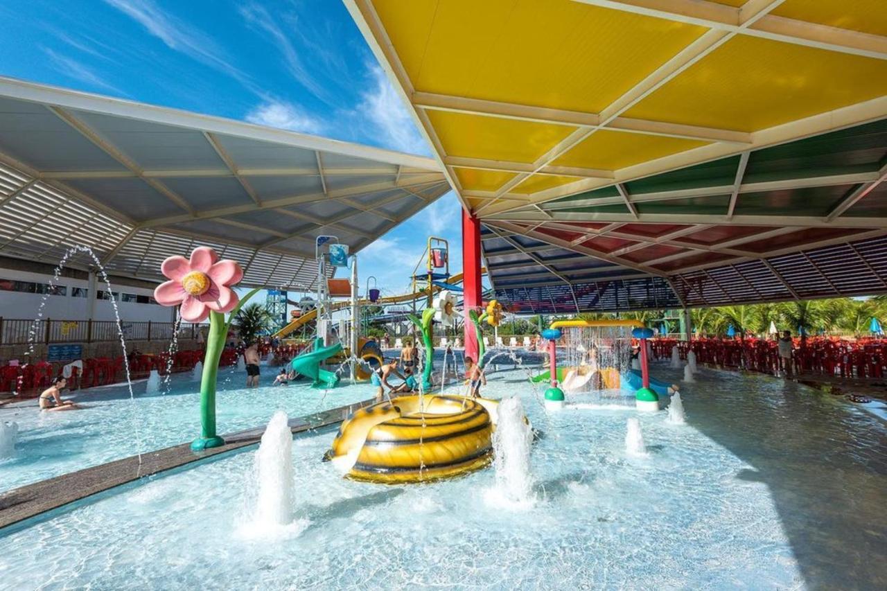Caldas Novas - Piazza Diroma - Com Ingressos Do Acqua Park Todos Os Dias Exterior photo